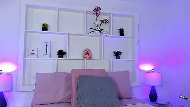 Jenifer Diaz online show from January 15, 1:47 pm