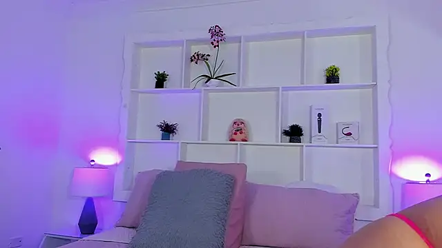 Jenifer Diaz online show from April 9, 2:12 pm