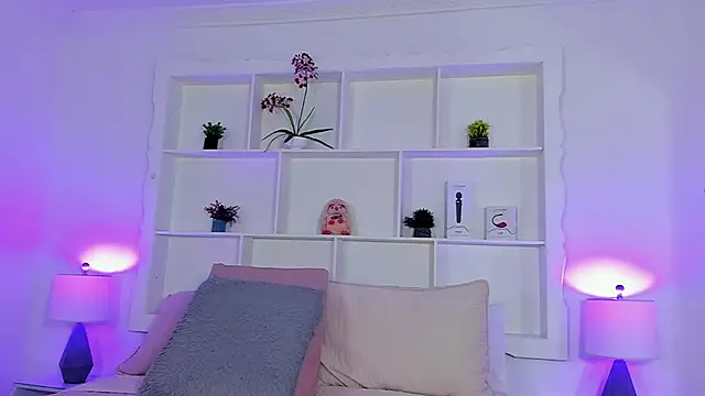 Jenifer Diaz online show from March 21, 3:16 pm