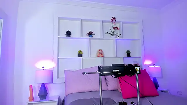 Jenifer Diaz online show from March 22, 12:57 pm