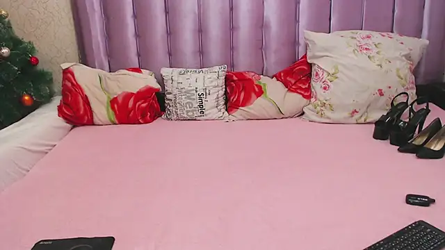 Snapshot of Cristall_Avyy chatting on January 31, 8:43 am Cristall Avyy online show from January 31, 8:43 am