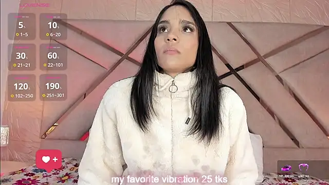 sophie pariss online show from April 15, 3:12 am