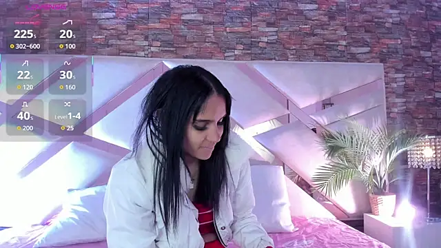 sophie pariss online show from March 12, 2:17 am