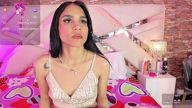 sophie pariss online show from November 15, 3:10 am