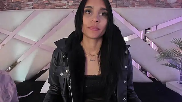 sophie pariss online show from February 26, 2:44 am