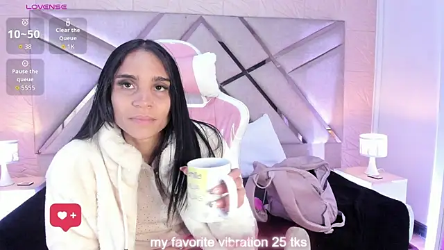 sophie pariss online show from March 28, 3:18 am