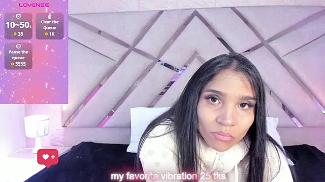 sophie pariss online show from March 25, 3:06 am