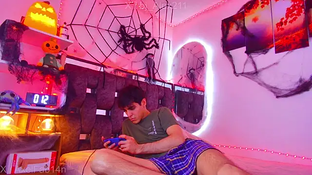 Alex and Fabian online show from October 30, 6:38 pm