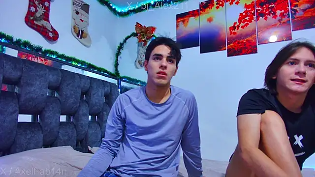 Snapshot of Alex_and_Fabian chatting on December 16, 4:28 am Alex and Fabian online show from December 16, 4:28 am