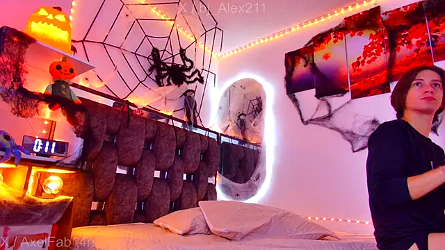 Alex and Fabian online show from October 20, 8:31 pm