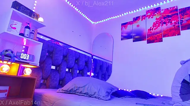 Alex and Fabian online show from November 19, 8:31 pm