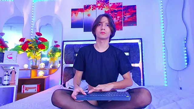 Alex and Fabian online show from October 2, 8:12 pm