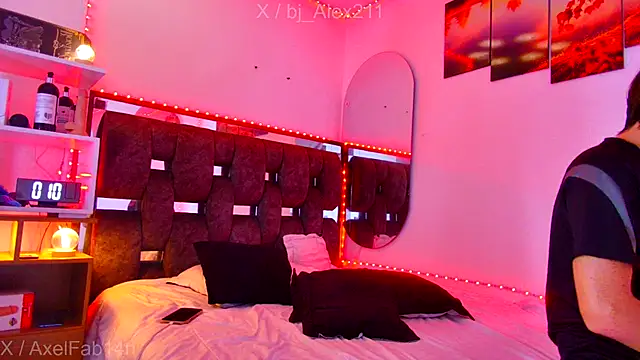 Alex and Fabian online show from November 9, 8:46 pm