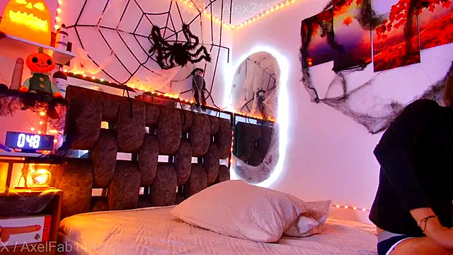 Alex and Fabian online show from October 21, 8:52 pm