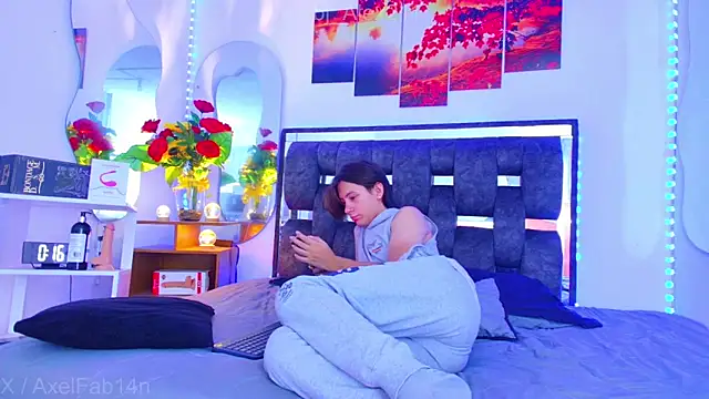 Alex and Fabian online show from September 14, 7:58 pm