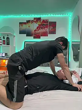 Alex and Fabian online show from April 23, 3:24 am