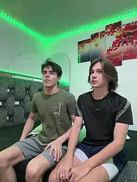 Alex and Fabian online show from March 21, 3:41 am