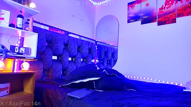 Alex and Fabian online show from November 15, 9:08 pm