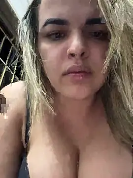 Snapshot of sweetshygirl chatting on January 14, 3:11 am sweetshygirl online show from January 14, 3:11 am