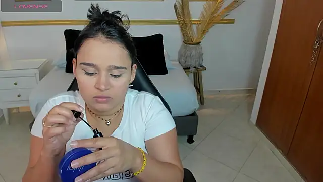 lia sexx19 online show from January 8, 2:17 am