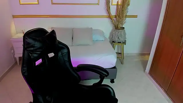 lia sexx19 online show from February 11, 2:22 am