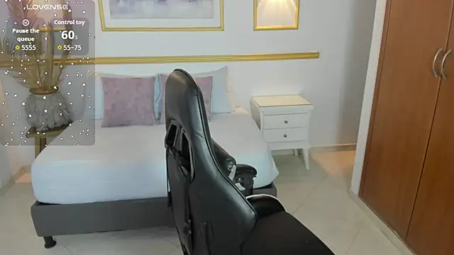 lia sexx19 online show from November 15, 2:15 am