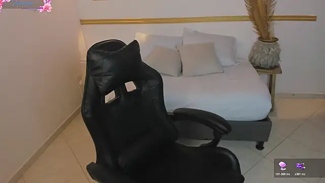 lia sexx19 online show from February 3, 2:53 am