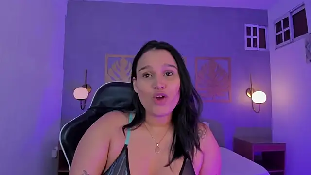 Snapshot of lia_sexx19 chatting on July 1, 2:12 am lia sexx19 online show from July 1, 2:12 am