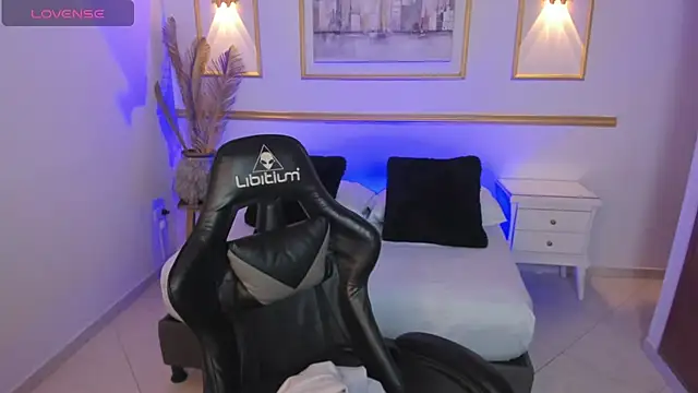 lia sexx19 online show from December 19, 2:26 am