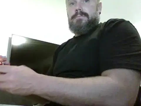 Snapshot of FROL83 chatting on July 15, 8:16 pm FROL83 online show from July 15, 8:16 pm