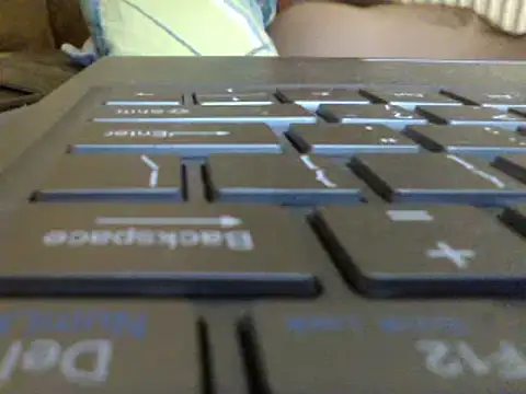 Snapshot of FROL83 chatting on June 13, 8:07 pm FROL83 online show from June 13, 8:07 pm