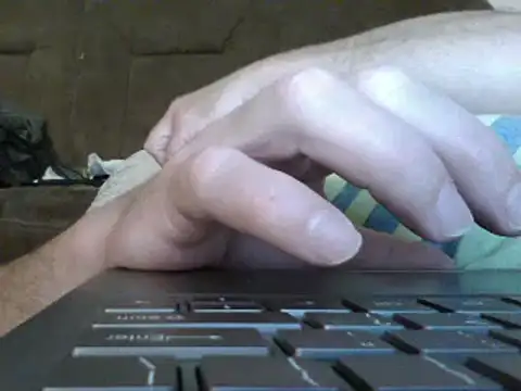 Snapshot of FROL83 chatting on June 5, 6:13 pm FROL83 online show from June 5, 6:13 pm