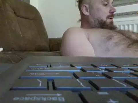 Snapshot of FROL83 chatting on June 20, 8:36 pm FROL83 online show from June 20, 8:36 pm