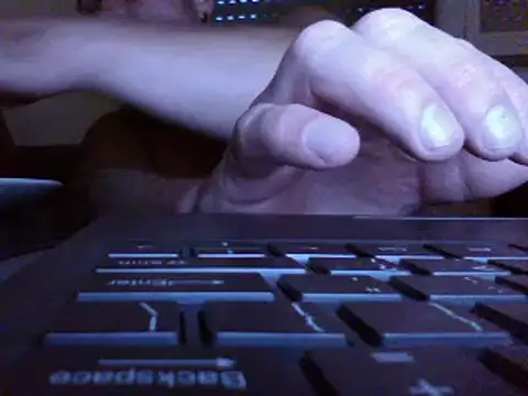 Snapshot of FROL83 chatting on July 7, 7:28 pm FROL83 online show from July 7, 7:28 pm
