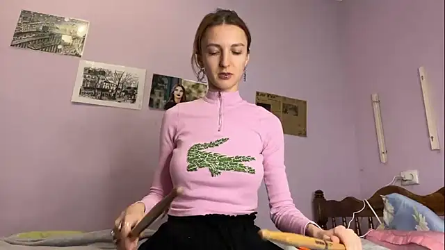 IngridMayer online show from February 5, 7:10 pm