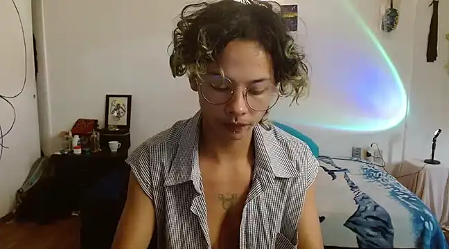 fenixmfx19 online show from March 15, 7:27 pm