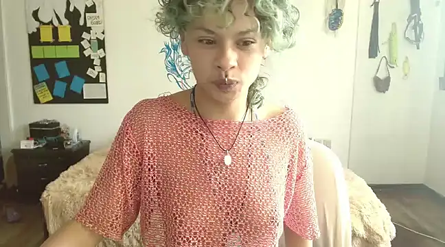 fenixmfx19 online show from January 2, 9:18 pm