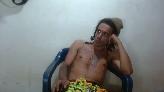 Snapshot of damian_bottom_bigcock chatting on February 25, 5:13 pm damian bottom bigcock online show from February 25, 5:13 pm