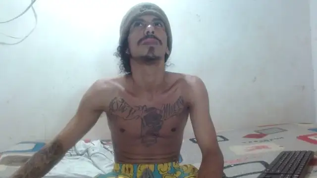 Snapshot of damian_bottom_bigcock chatting on February 14, 7:25 pm damian bottom bigcock online show from February 14, 7:25 pm