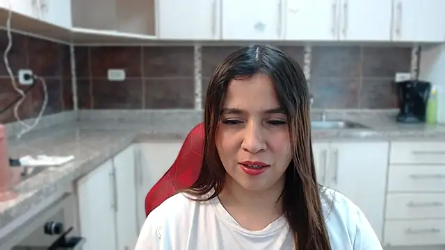 Heidy Wells online show from November 18, 11:57 am