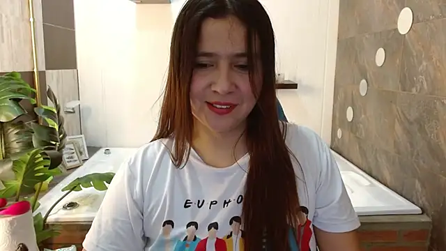 Heidy Wells online show from March 15, 12:56 pm