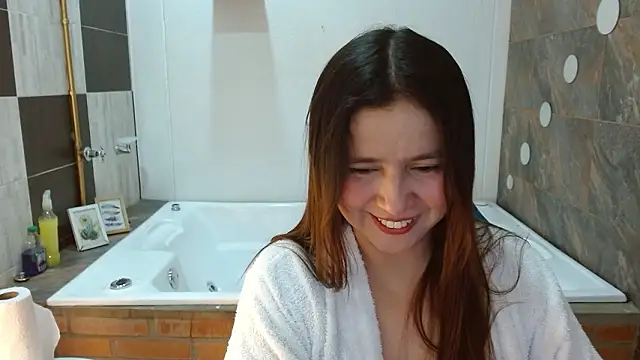 Heidy Wells online show from March 5, 12:35 pm