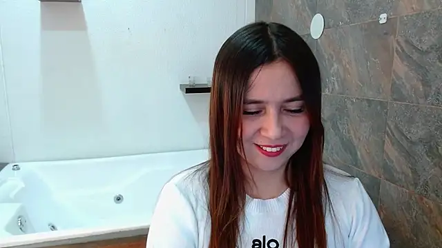 Heidy Wells online show from November 13, 1:04 pm