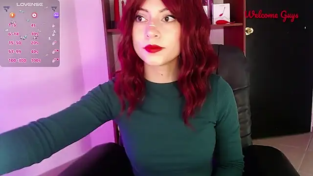 Snapshot of Celeste_Ford_18 chatting on September 26, 10:27 pm Celeste Ford 18 online show from September 26, 10:27 pm
