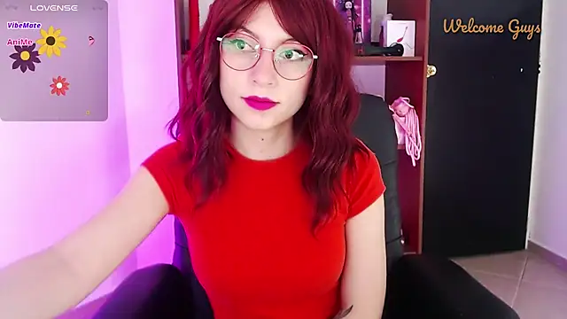 Snapshot of Celeste_Ford_18 chatting on November 10, 2:00 pm Celeste Ford 18 online show from November 10, 2:00 pm