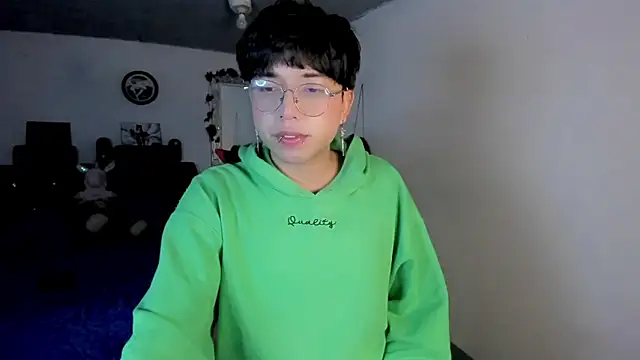 AnggelONfiree online show from February 5, 4:30 am