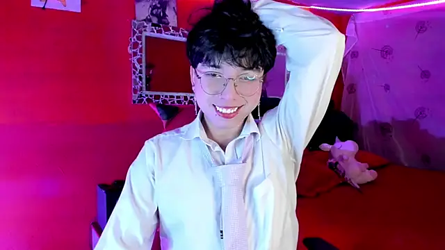 AnggelONfiree online show from October 4, 7:10 am