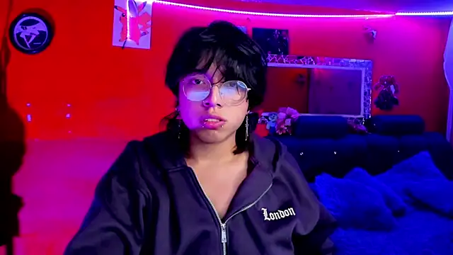 AnggelONfiree online show from January 17, 8:56 am