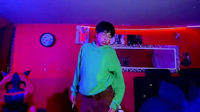 AnggelONfiree online show from March 10, 5:43 am