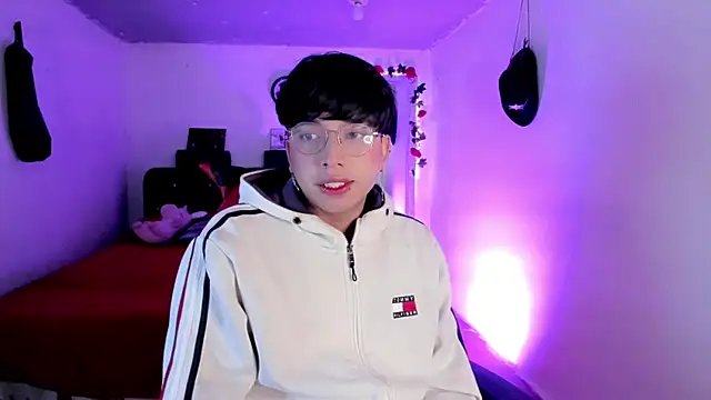 AnggelONfiree online show from January 8, 1:44 am